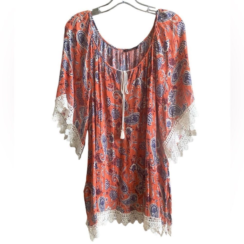Staccato Short Sleeveve Orange/Blue Paisley Split Neck Tunic Top. Size Medium